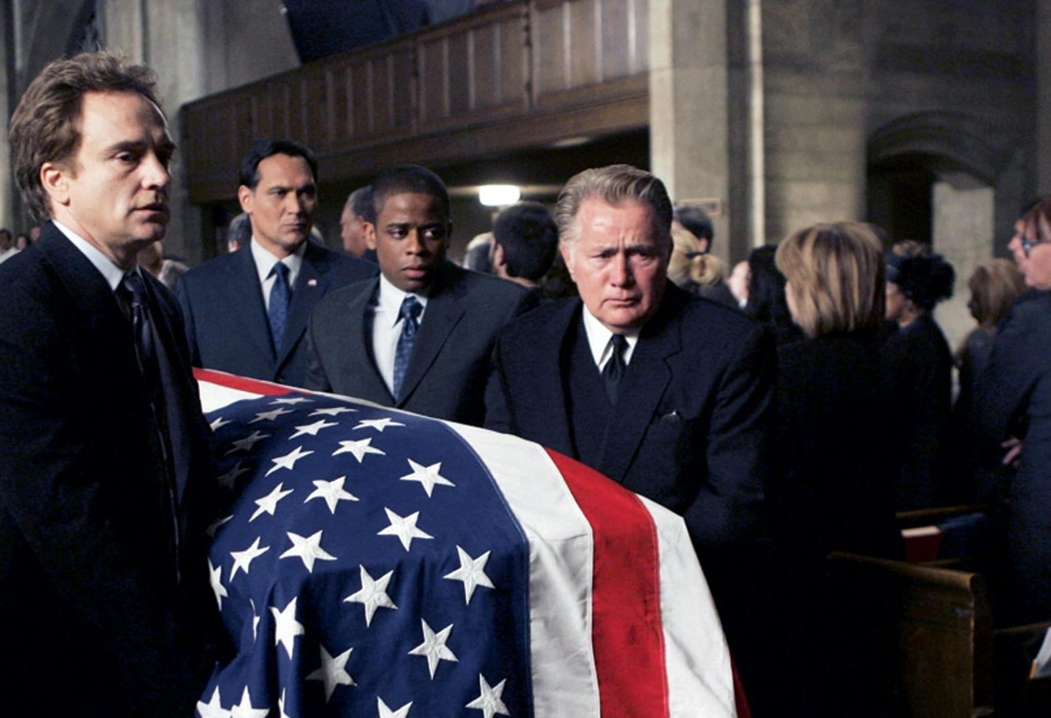 Imagen promocional de la serie 'El ala oeste de la Casa Blanca', con Bradley Whitford, Martin Sheen y Jimmy Smits, entre otros