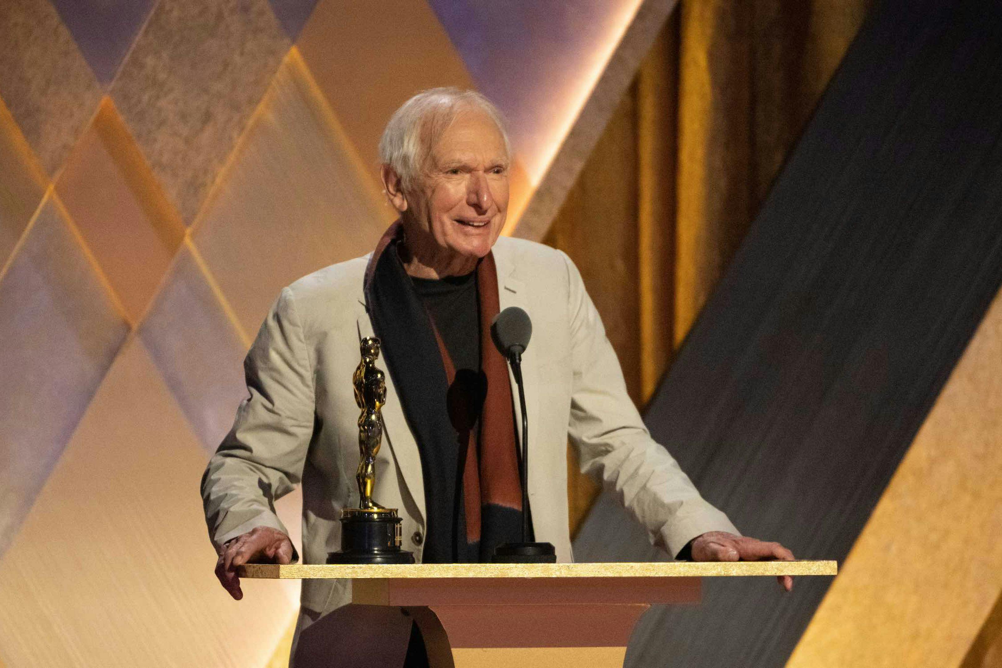 Peter Weir recoge el Oscar honorífico en los Governor Awards de 2022