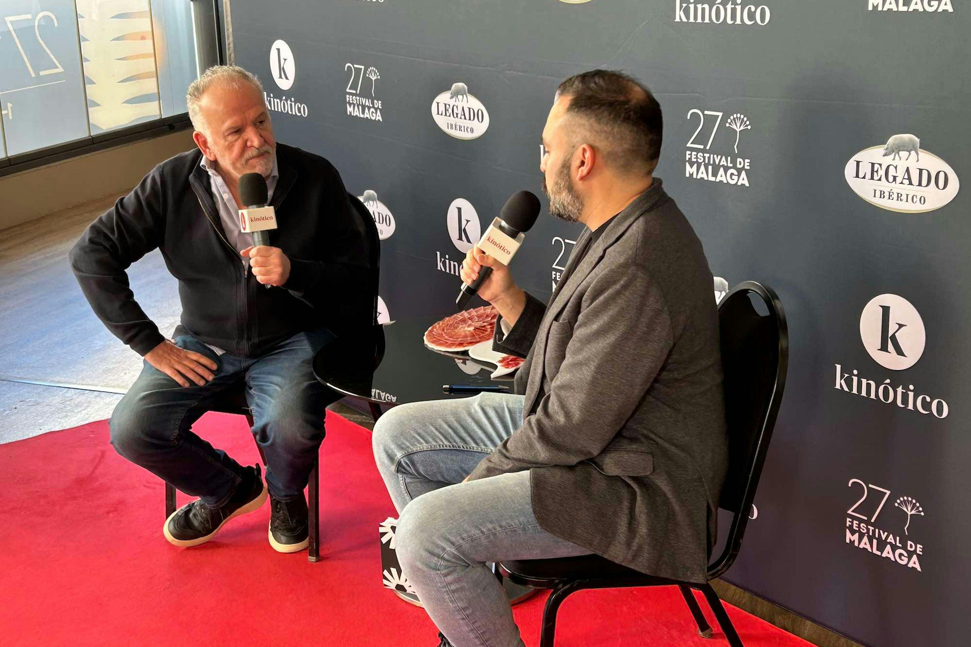 El director argentino Marcelo Piñeyro pasa por el set de Kinótico en el Festival de Málaga antes de recoger el Premio Retrospectiva